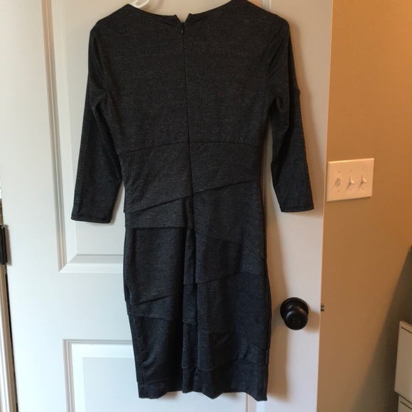 Grey dress - Picture 3 of 4